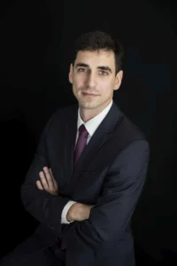 SZYMON JAGUSTYN – RADCA PRAWNY